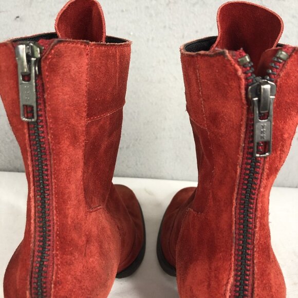 LD Tuttle Bootie Womens 9 US 40 EU Red Suede Leather Heels Boho Artsy - Picture 5 of 16